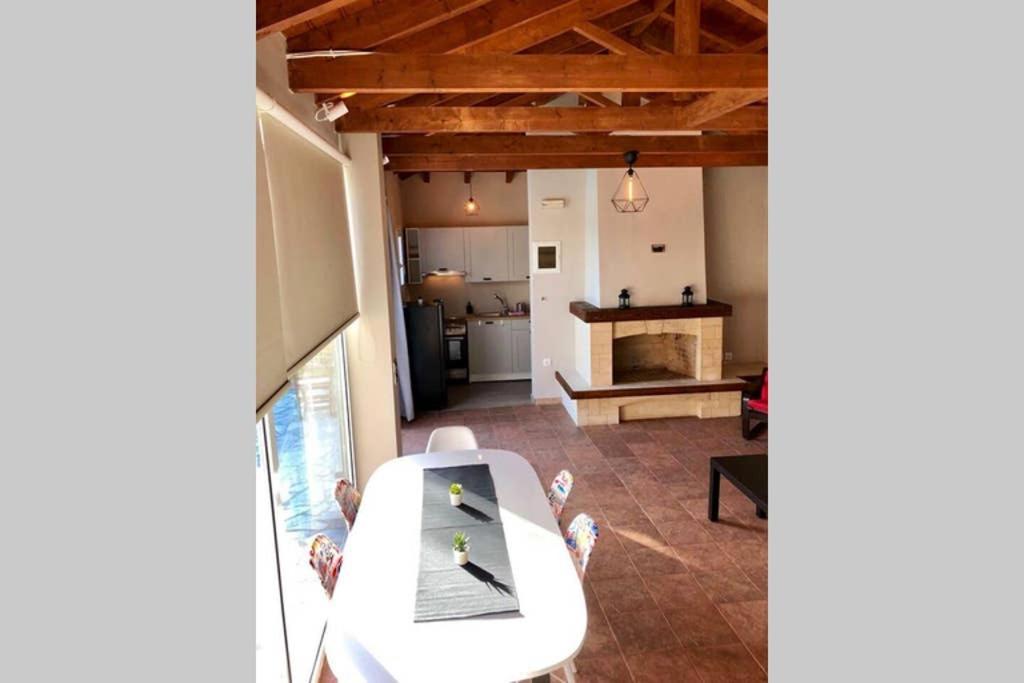 فيلا Sunlit Pool House Posidhonía المظهر الخارجي الصورة