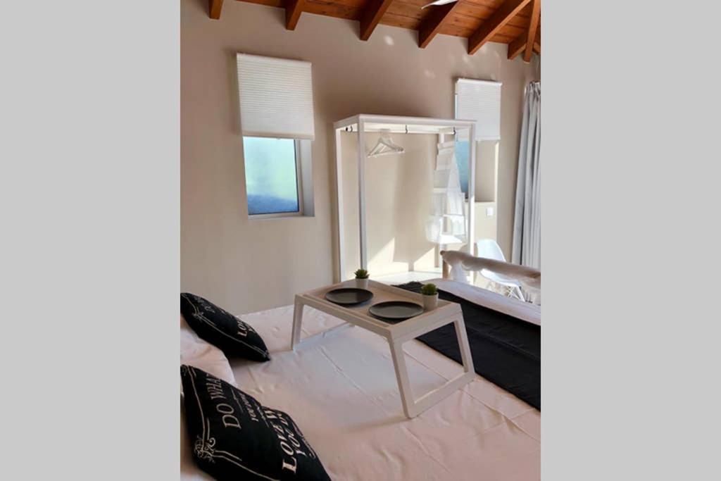 فيلا Sunlit Pool House Posidhonía المظهر الخارجي الصورة